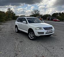 Volkswagen Touareg 3.2 (бензин + метан, 40 кубов)