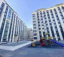 Se vinde penthouse în Centru! Apartamentul are 142 mp, are 2 nivele ..