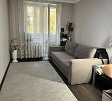 Продается 3-х комнатная возле Суворовского училища