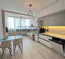 Продаж сучасної 3-кімнатної квартири в ЖК «4 Сезони» у Голосіївському 