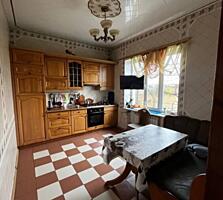 29576 Продам капитальный дом на Слободке.Общей ...