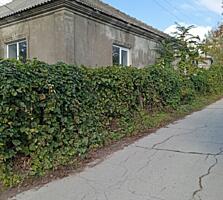 Продается пол дома по улице Рыбницкая.