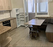 Продам квартиру 46.1 кв. м., 1/14, новый дом, жк Вернисаж.