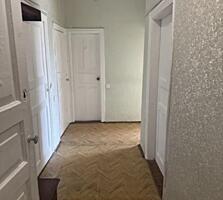 32657 В продаже просторная трехкомнатная ...