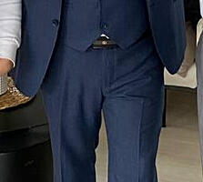 Сдам напрокат новый костюм на свадьбу