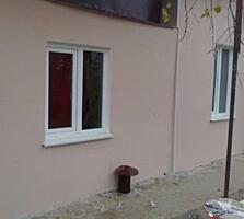 Дом расположен на 8,3 сотках земли. В жилом состоянии - крепкий, ...