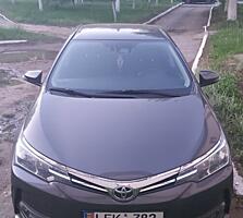 Продам автомобиль тойота королла 2017 года 1.4 d-4d