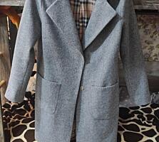 Продам недорого куртки и пальто