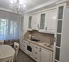 Предлагается к продаже стильная квартира с современным дизайнерским ..