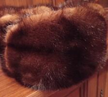 Продаю шапки женские и мужские