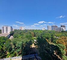 34465В продаже просторная квартира на проспекте ...