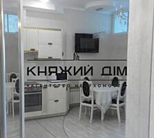 Продаж просторої, комфортної 2-х к. кв. ст. м. Лук&#039;янівська, по в