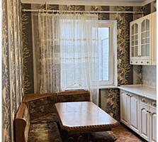 Предлагается к продаже трехкомнатная квартира на Высоцкого. Общая ...