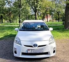 Продам Toyota Prius 30