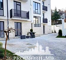 Vă propunem spre vânzare acest apartament cu3 camere+ living,sect. ...