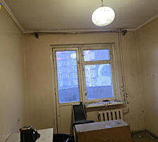 Продам сотовую на Ак. Глушко/рынок Людмила