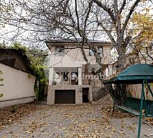 Se oferă spre vânzare casă în 2 nivele amplasată în ...