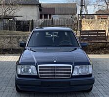 Mercedes W124