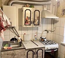 Продаю 3-х комнатную квартиру в районе Варваровского моста.