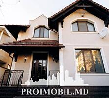 Vă propunem spre vânzare această casăîn 2 nivele, sect. Centru, str. .