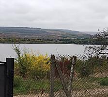 Lot de teren Suruceni intre lacuri!