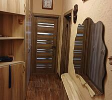 2 кк 2/3 ЮТЗ 53/34/7 евроремонт, сталинка, ул. Театральная мебель техника