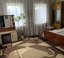 Продается хозяйский дом в центре Усатово на 12 сотках