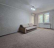 Продам 2-комнатную квартиру отличной планировки в удобной локации.