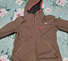 Продам куртку почти новая отличного качества