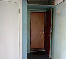 2 комн, Балка, Комсомольский рынок, 5/5, под ремонт