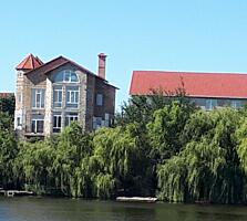 Продам замок у озера! Между Малой и Большой Долиной