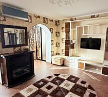 Ларионова, продается большая 3х-комн. 100 кв. м. Автономка.