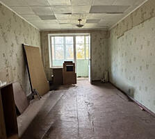 Срочно! Комната 3/5 в общежитии 18.9 кв, с балконом. Собственник. Торг.