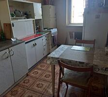 Предлагается к продаже однокомнатная квартира в центре Таирова. Жилое 