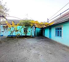 Липканы Жилой Каменный Дом Летняя Кухня Гараж Подвал Сарай на 7 сотках