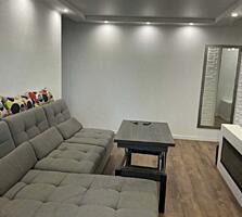 Продаж 3 кімнатної сучасної квартири в Центрі