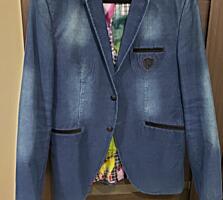 Стильный пиджак размер 48 М-L