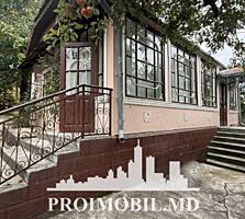 Vă propunem spre vânzare această casă în Strășeni, str. Unirii, cu ...