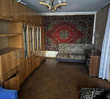 1 комнатная Лип Ивана и Юрия 4 этаж