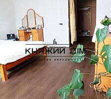 ропонується до продажу простора 2-кімнатна квартира на вулиці Чавдар, 