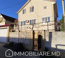 Casă cu 3 niveluri, or. Codru Vă propunem spre vânzare casă cu 3 ...