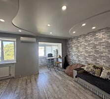 Продается стильная 2-х комнатная квартира в удобном районе Черемушки. 