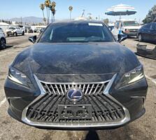 LEXUS ES 300H BASE Оригинальный пробег! Прозрачная история автомобиля!