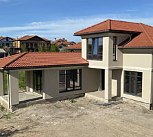 2-этажный стильный дом с террасой в Совиньоне