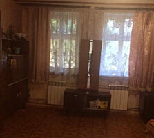 Часть дома на центральной Слободке на два входа.