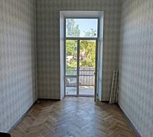 35948. Продаеться комната в коммуне с балконом. ...