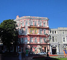 Продам 4 комн. квартиру в самом центре Одессы Екатерининская площадь