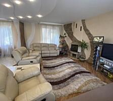 Продается дом на Таирова с ремонтом и большим участком