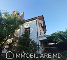 Casă cu 3 niveluri, sect. Buiucani Vă propunem spre vânzare casă cu 3 