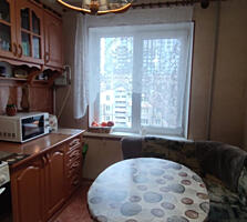 Трехкомнатная чешка на Черёмушках. Парк Горького